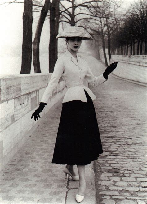 de new look van christian dior in 194|christian dior bar suit.